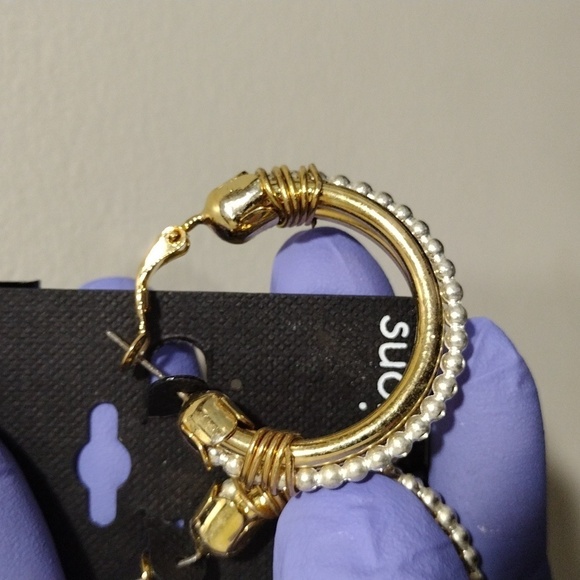 Women's Polished Two tones, Gold & Silver Interconnected Beaded Hoop Earrings - Picture 5 of 5